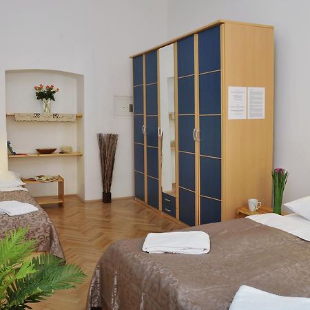 Pension Prague City Esterno foto