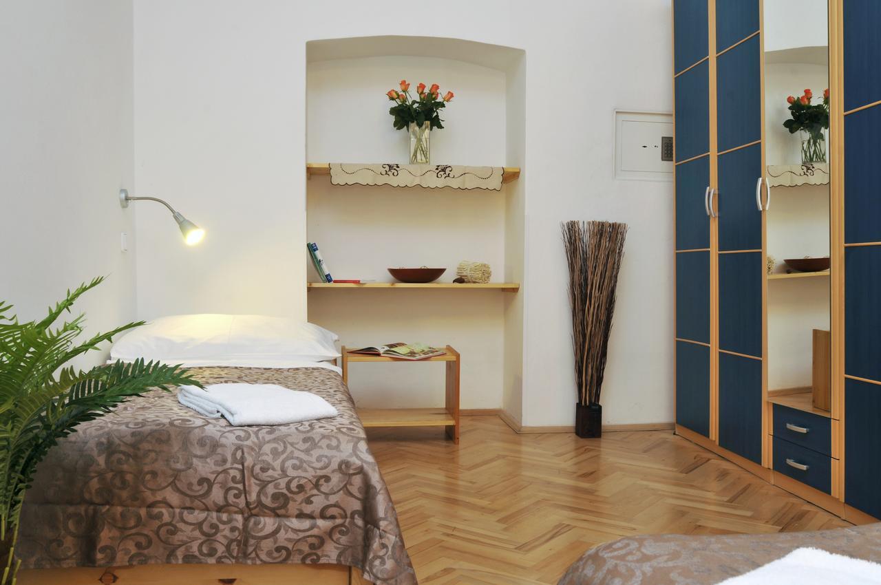 Pension Prague City Esterno foto
